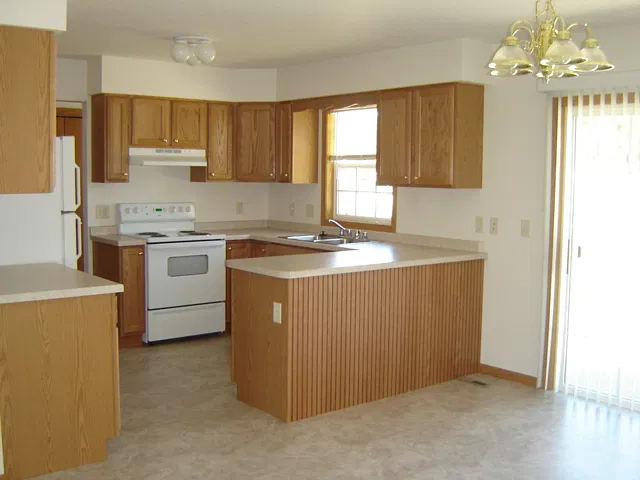 2 bed, 1020 sqft, $1,200 — Photo 4