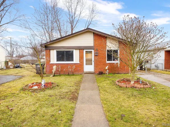 7189 Michael St, Taylor, MI 48180