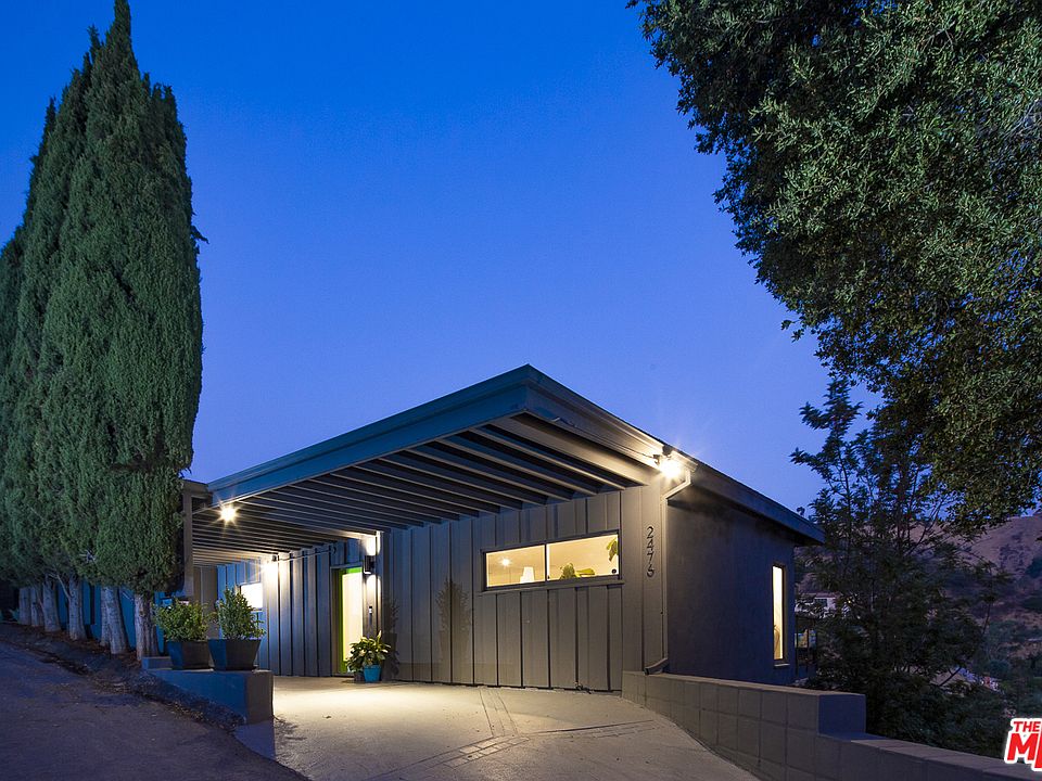 1st image of 2476 Zorada Dr