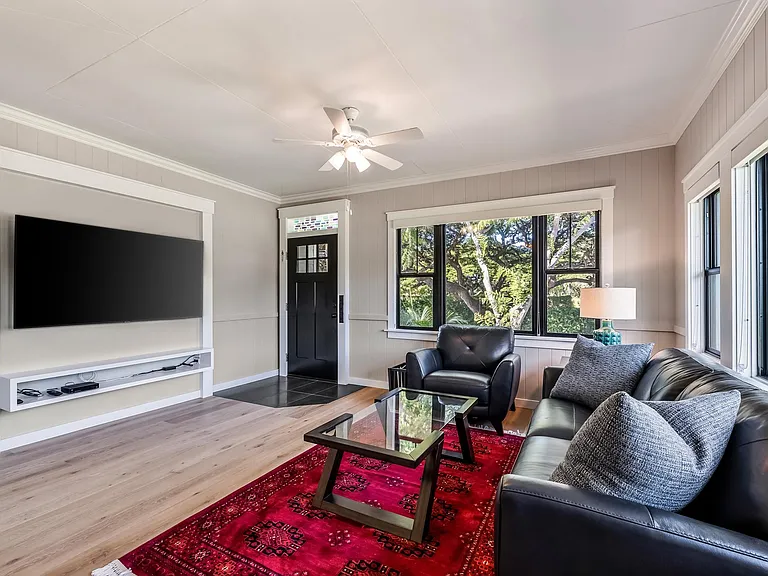3608 Paki Ave — Photo 5