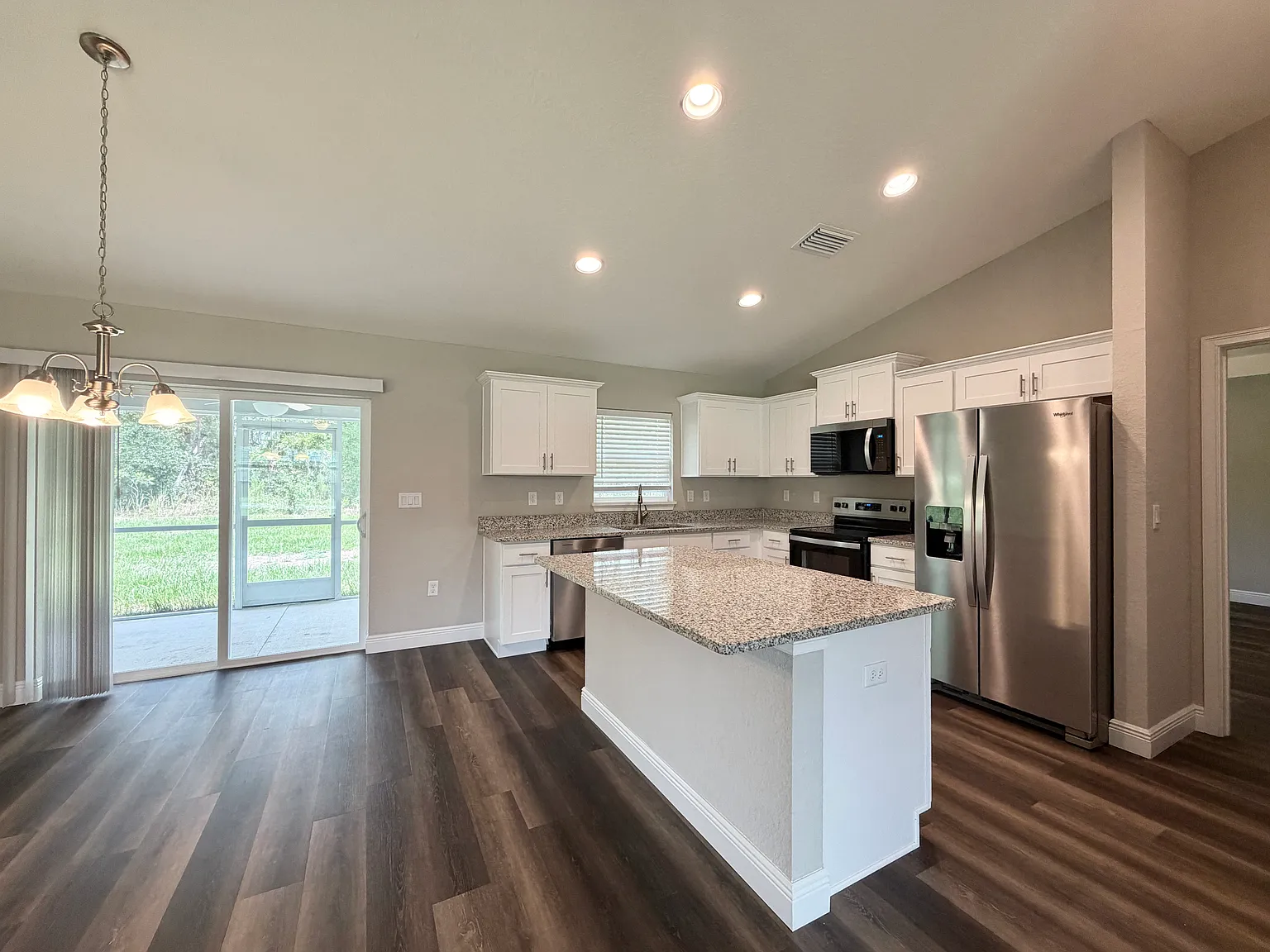 3 bed, 1453 sqft, $1,795 — Photo 4