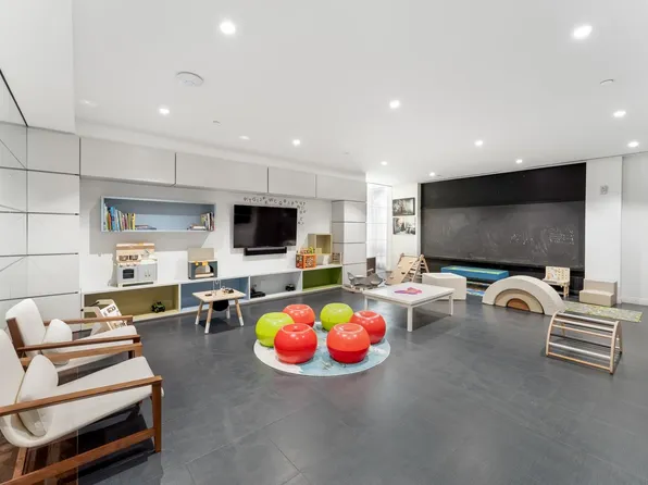 255 Brunswick Street image 9 of 27