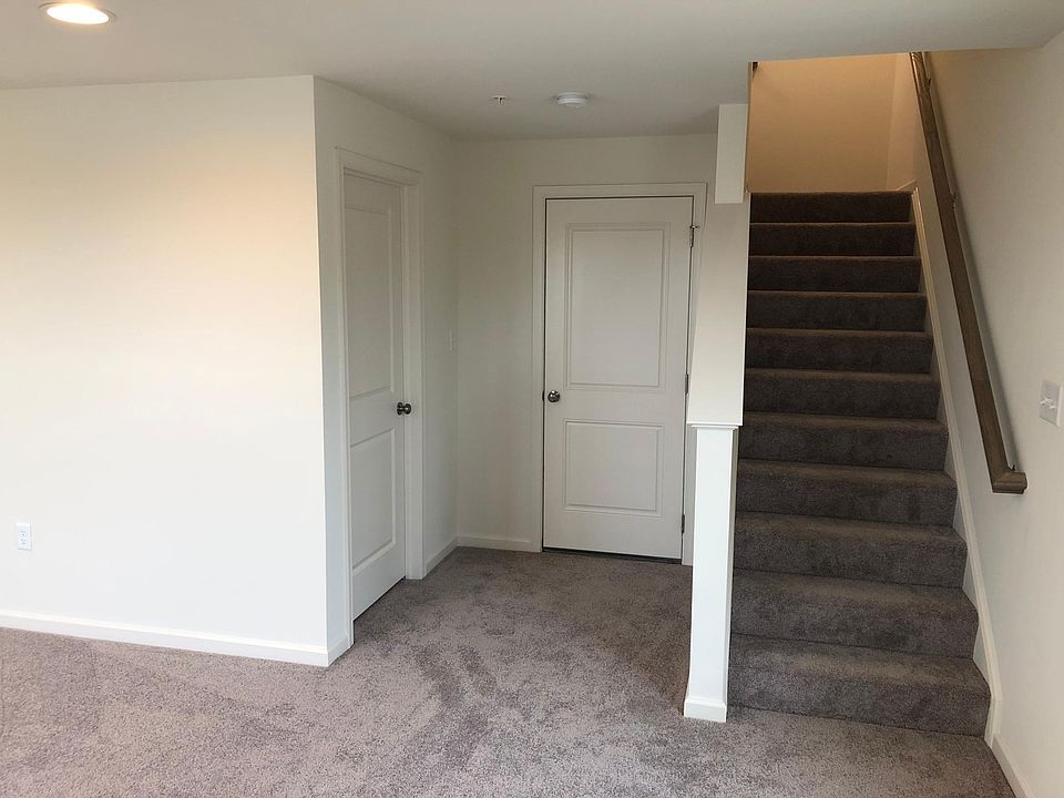 Stairs to 2nd level