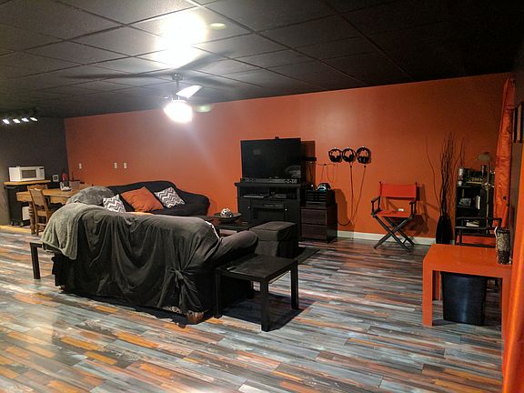 Basement entertainment room