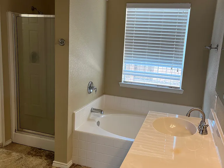 4409 Padre Ct — Photo 12