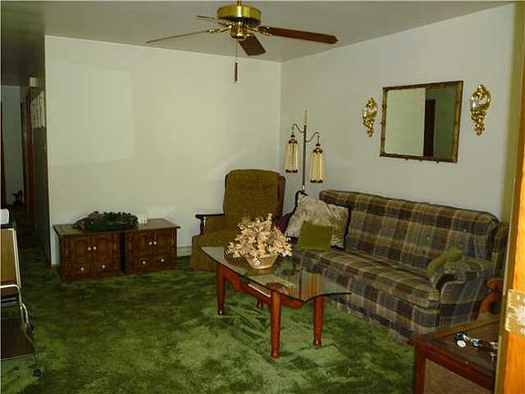 2nd image of 5533 E 22nd St