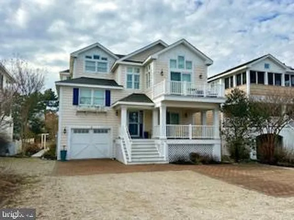 6 E James St, Fenwick Island, DE 19944