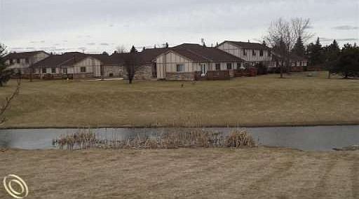 3rd image of 42311 Creekside Dr