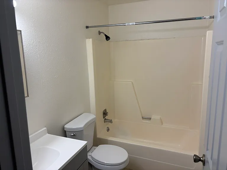 6205 Lakewood Dr W #120 — Photo 3