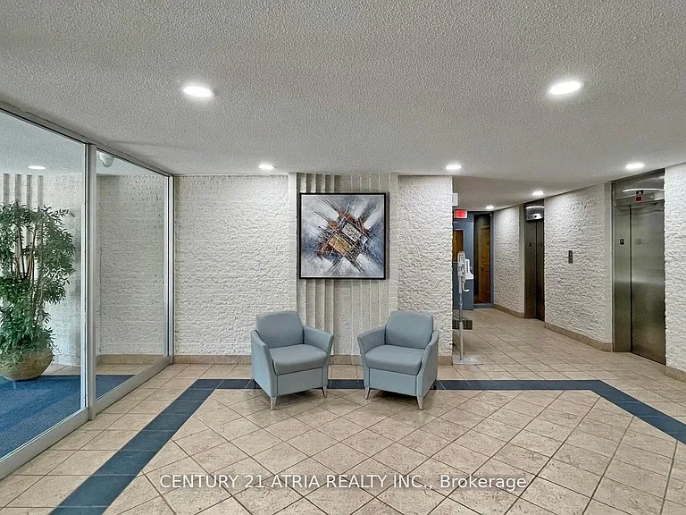 1360 York Mills Rd #303 — Photo 4
