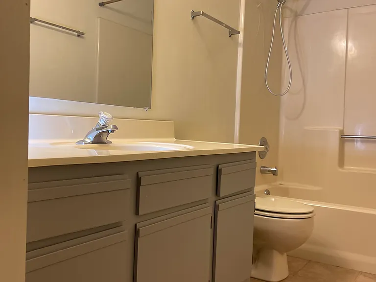 105 Mayflower Rd #24 — Photo 15
