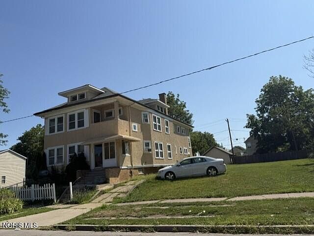 2nd image of 2240 Franklin Ave