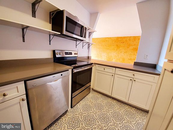 4th image of 4301 Massachusetts Ave NW APT 6007