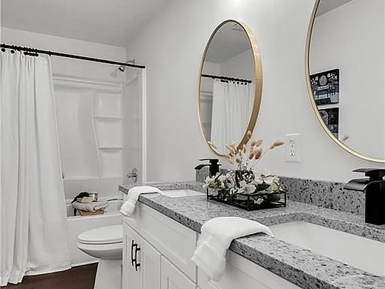 5114 Fawn Trl SE — Photo 7