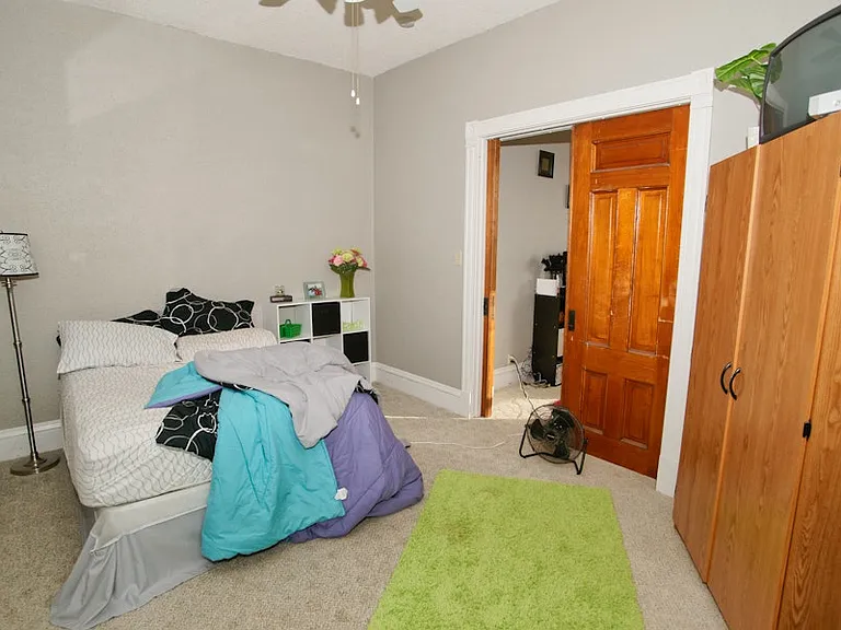 704 N 3rd St #1 — Photo 7