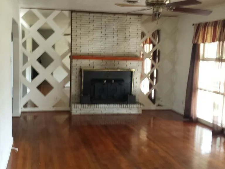 2501 Norris Ln — Photo 2