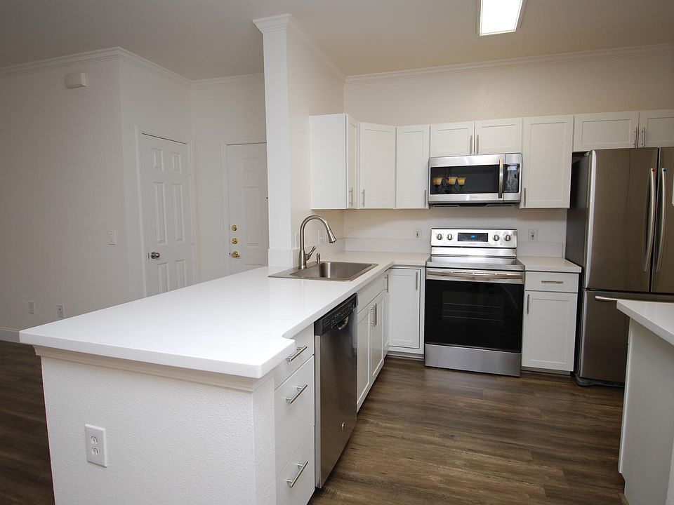 1st image of 705 Gibson Dr #1212