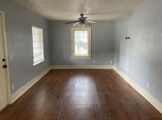 100 N Blackwelder Ave, Edmond, OK 73034