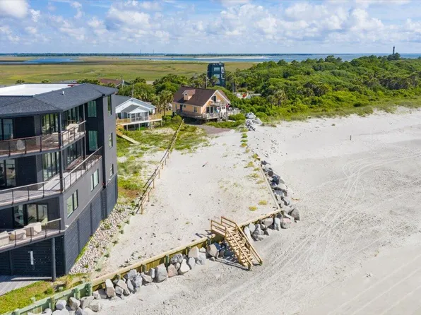 1735 E Ashley Ave, Folly Beach, SC 29439