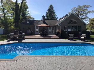 185 Cedar Ave, Islip, NY 11751