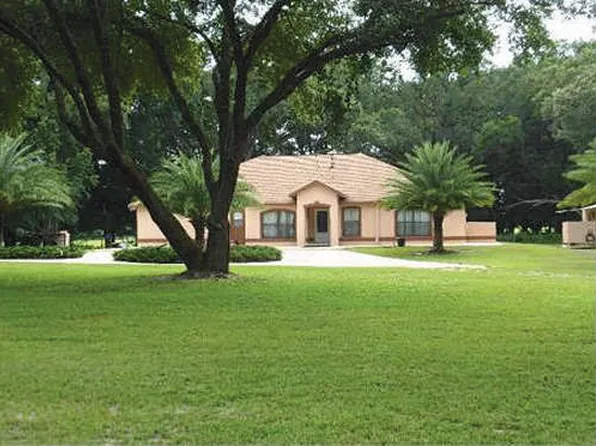 4694 NW 157th Ct, Morriston, FL 32668