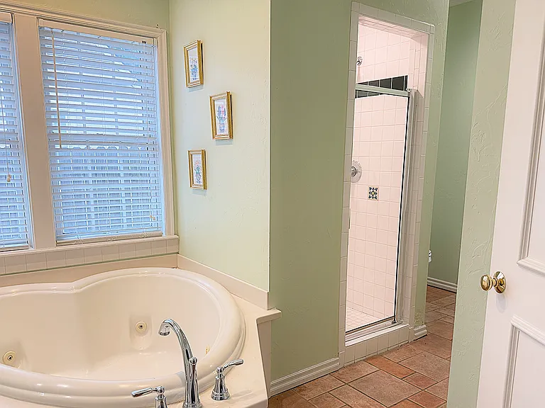 321 W Tonhawa St #2 — Photo 14