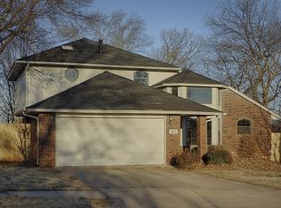 501 Gyrfalcon Dr, Norman, OK 73072