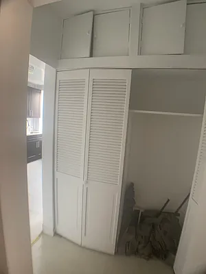 Rented by Compass | media 21