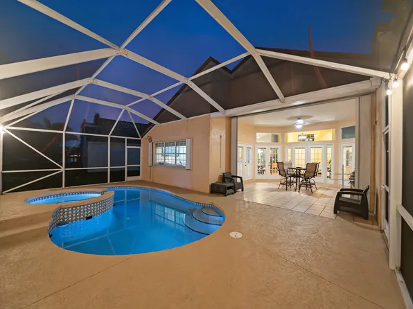412 Cameron Dr, Weston, FL 33326