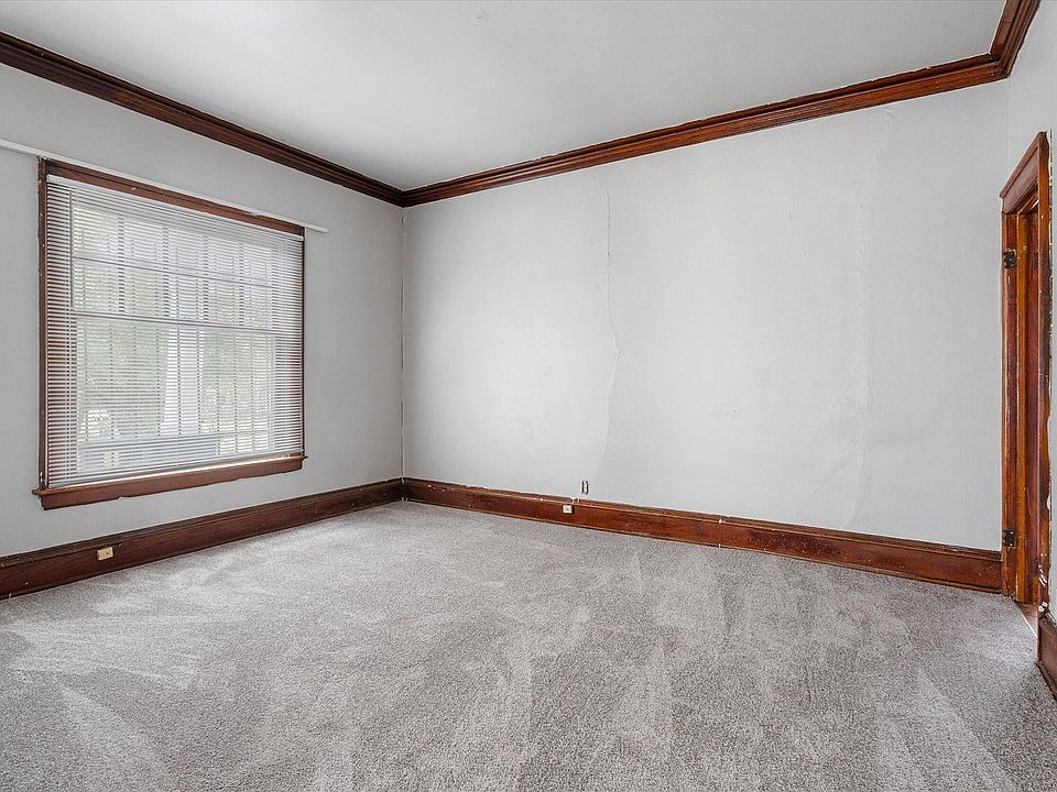 2nd image of 2668 N 1st St