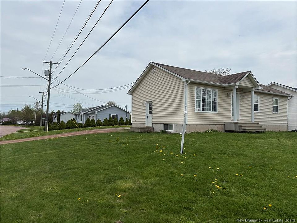 1st image of 333 Twin Oaks Dr