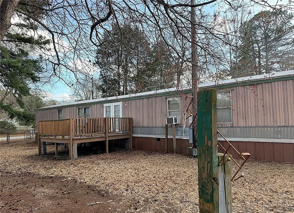 Vagabond Dr, Fayetteville — Photo 2