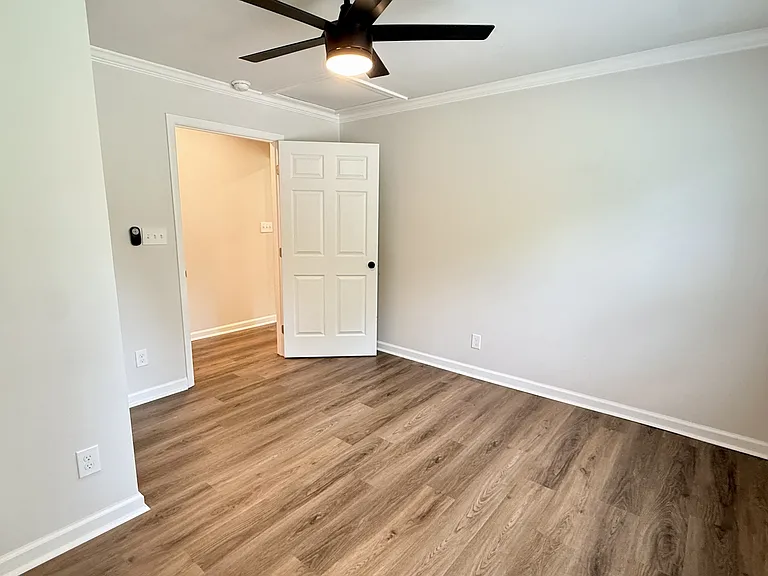 117 Carol Dr — Photo 28