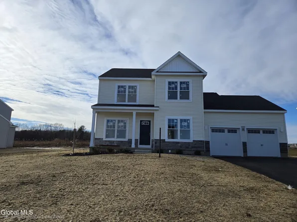 14 Sally Street, Mechanicville, NY 12118