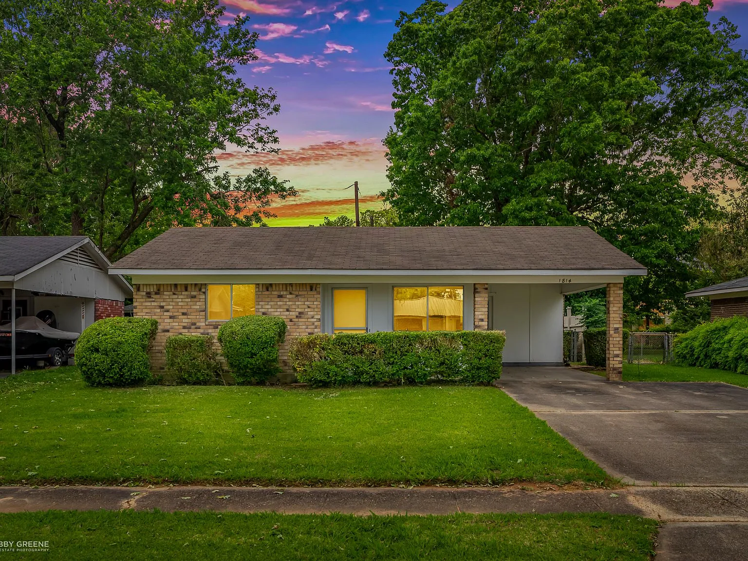 3 bed, 1.5 bath, 1168 sqft, $1,400 — Photo 1