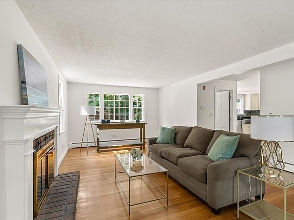 2nd image of 249 Prospect St