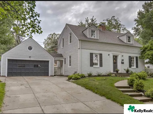 307 S 68th Ave, Omaha, NE 68132