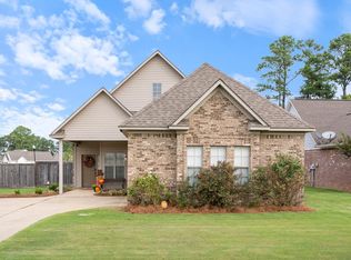 1701 Rhetts Dr, Oxford, MS 38655