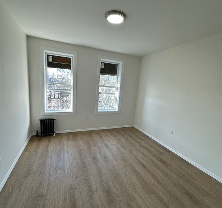 1st image of 40-44 4th St #221141574