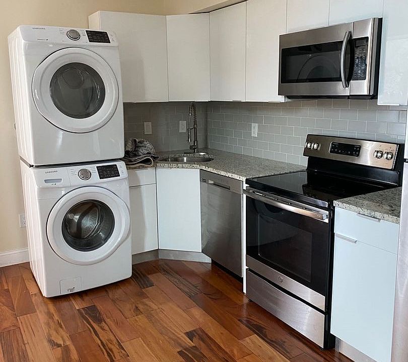 2nd image of 1635 S Broad St #1R