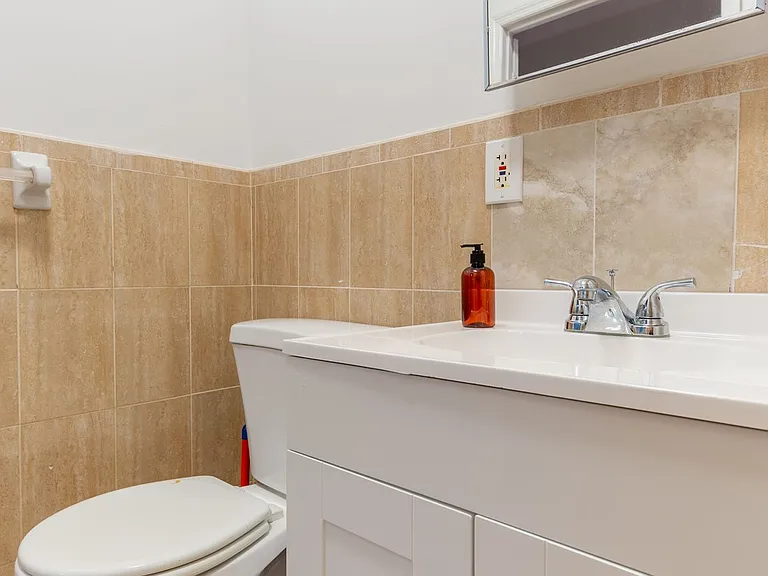 1594 Nostrand Ave #D — Photo 16
