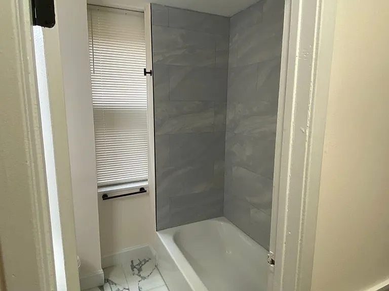 1017 Pine Street — Photo 10