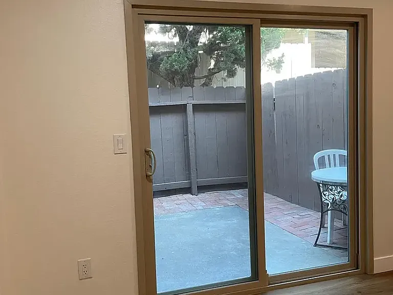 7805 Camino Raposa — Photo 4