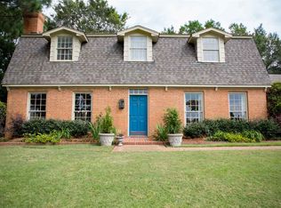 150 Olympia Flds, Jackson, MS 39211