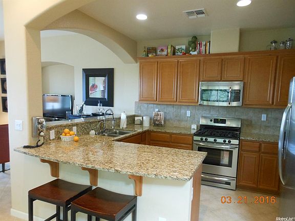 5th image of 1320 Harvest Dr