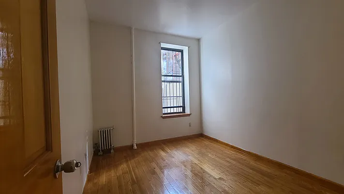 Rented by Matthew Gros-Werter, LREB  | media 5