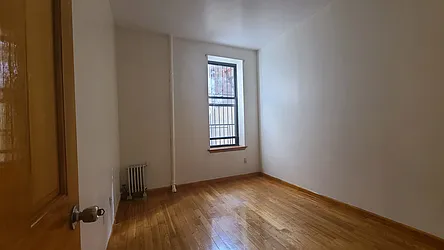 Rented by Matthew Gros-Werter, LREB 