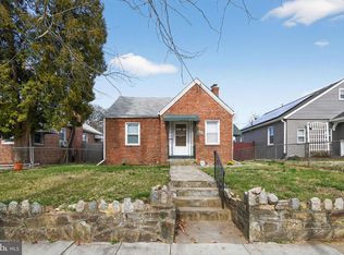 516 Lebaum St SE, Washington, DC 20032