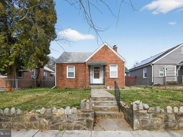 516 Lebaum St SE, Washington, DC 20032