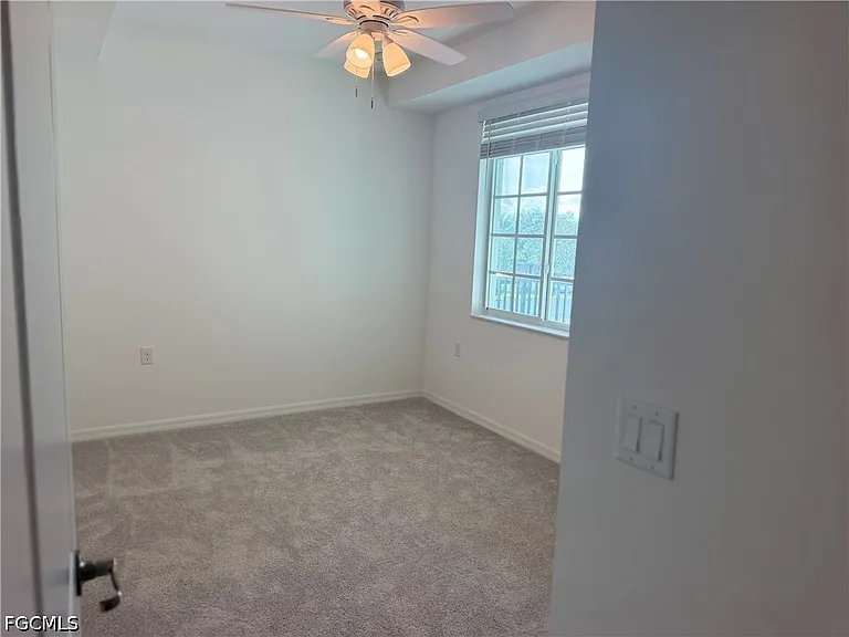 18411 Copperhead Ct N #337 — Photo 17